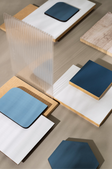 Porcelain tiles and slabs